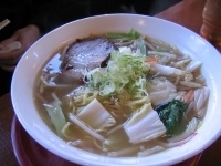 「野菜たっぷり塩ラーメン」@伝来家 若柴店の写真