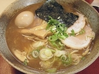 「らーめん小（味付玉子トッピング）」@食処 渓の写真