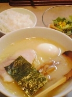 「ラーメン（￥600）」@とんこつ拉麺 竜馬の写真