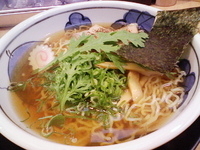 「しょうゆラーメン」@月光仮面ラーメンの写真