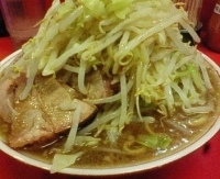 「豚入り小ラーメン」@ラーメン 麺徳 東陽町店の写真