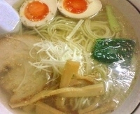 「しお煮玉子らーめん」@ラーメン駿河の写真