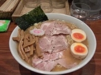 「特製煮干しらーめん+柚子三つ葉」@煮干しらーめん 玉五郎 天満本店の写真