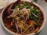 「中華そば（小）+ライス（小）」@新福菜館 本店の写真