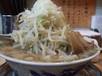 「ふじ麺+大盛+ヤサイ増し」@麺絆や 519の写真