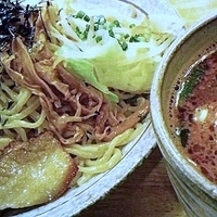 「豚モツの旨辛味噌つけ麺 【限定】大盛り&半ライス無料 850」@麺や 福一の写真