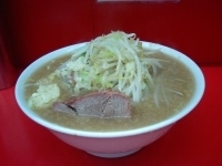 「小ラーメン/麺少なめ/硬め」@ラーメン二郎 松戸駅前店の写真