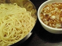 「ピリ辛つけ麺大盛り（1,000円）・味玉（100円）」@中華そば 活力屋 秋葉原店の写真