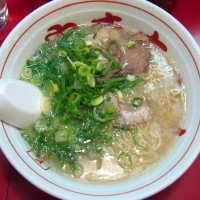 「ラーメン 650円 ばりかた 替え玉 150円 ばりかた」@博多長浜屋台やまちゃん 銀座店の写真