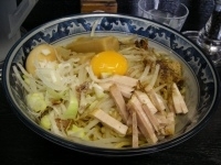 「まぜそば大盛り+自家製薫製味玉子（￥850+100）」@麺屋 光輝の写真