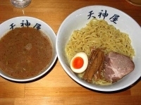「つけ麺中盛り 750円」@秋葉原ラーメン 天神屋 秋葉原本店の写真
