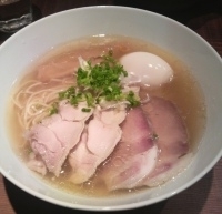 「しおらーめん全部入り」@町田汁場 しおらーめん 進化の写真