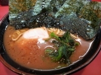 「ラーメン（麺固め 味普通 油普通）」@王道家の写真