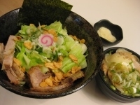 「油そば（あつもり）￥600 &とり丼￥250」@らーめん・つけめん 満帆 太田本店の写真