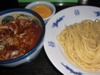 「本格派カリーつけめん850円+濃厚チーズソース」@三ツ矢堂製麺 中目黒本店の写真