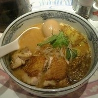 「味噌カリー麺（期間限定）+味玉」@麺屋武蔵 江戸きんの写真