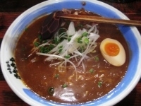 「加哩ら～麺 特盛り コク辛1コ 980円」@中華麺家 まんまるの写真