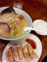 「おやじ麺（大盛）+ぎょうざ+ライス（小）」@ラーメンおやじ 本店の写真