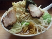 「らーめん大盛+肉増し+野菜」@極太濁流ラーメン ロッキーの写真