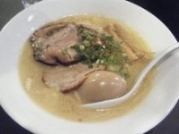 「特製らーめん（白）」@音麺酒家 楽々の写真