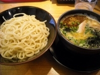 「つけ麺 まる（あつもり） 大盛り￥850」@博多ラーメン 高菜の写真