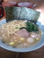 「ラーメン」@ラーメン壱六家 磯子本店の写真