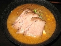 「味噌チャーシューメン 800円」@まるごと北海道 札幌みそラーメン店の写真