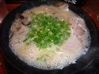 「ラーメン（固めん） 300円（九州ウォーカー創刊300号記念イベ」@博多一幸舎 大名店の写真