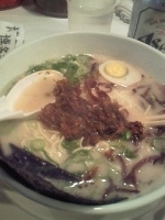 「ラーメン+替え玉+ビール」@博多天神 新宿御苑店の写真