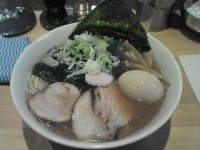 「特上ラーメン」@麺屋 騎士の写真