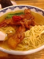 「桜のかみつきラーメン 790円」@元祖世界のガンジーラーメンの写真