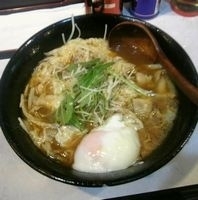 「チーズカレー麺+温玉」@南蛮麺処NOCCHIの写真