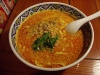 「担々麺（刀切麺）」@中国ラーメン 揚州商人 横浜スタジアム前店の写真