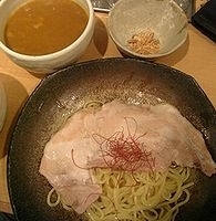 「とろ肉カレーつけ麺（ライス無料）」@とろ肉つけ麺 魚とんの写真