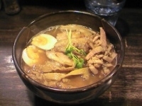 「特製ら～めん」@燈の車の写真