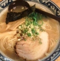 「塩らぁめん」@○屋製麺店の写真