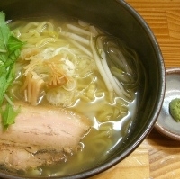 「塩らーめん+わさび」@旬麺しろ八の写真