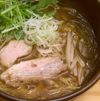 「醤油らーめん」@旬麺しろ八の写真