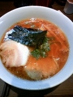 「醤油らぁ麺」@支那そばや 本店の写真