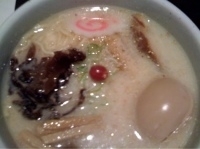 「塩らーめん+香味味玉（100円）」@らーめん 山頭火 越谷イオンレイクタウン店の写真