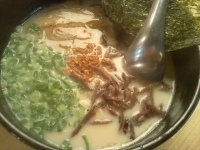 「白とん(細麺)+炭火焼豚飯(580円+320円)」@博多らーめん ZETTONの写真