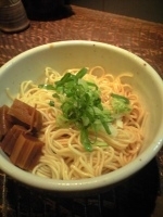 「らーめん&替え玉極細麺」@らーめん 瞠 恵比寿店の写真