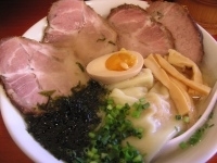 「塩チャーシューワンタンめん（中盛り）￥1000」@めんや 福助の写真