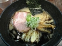 「鶏白醤油らーめん 大盛り 780円」@麺屋たつみ 喜心 秩父店の写真