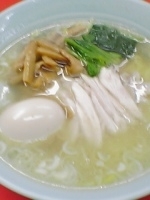 「とりラーメン（￥650）+味付け玉子（￥50）」@よっちゃんの写真