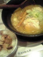 「トンコツ醤油とチャーシューご飯のセット」@麺屋 勘九郎の写真