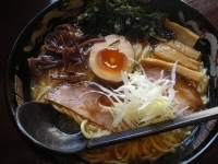 「特製いしるラーメンこってり830円大盛50円」@九州屋 所沢店の写真