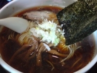 「らーめん（+特盛）680円+220円=900円」@東神田ら〜めんの写真