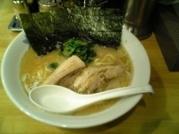 「ラーメン中盛り（固・濃めダブル・多めダブル）」@ラーメン大桜 東神奈川駅前店の写真