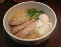 「特塩らぁめん・温玉ダブル」@めんやももの写真